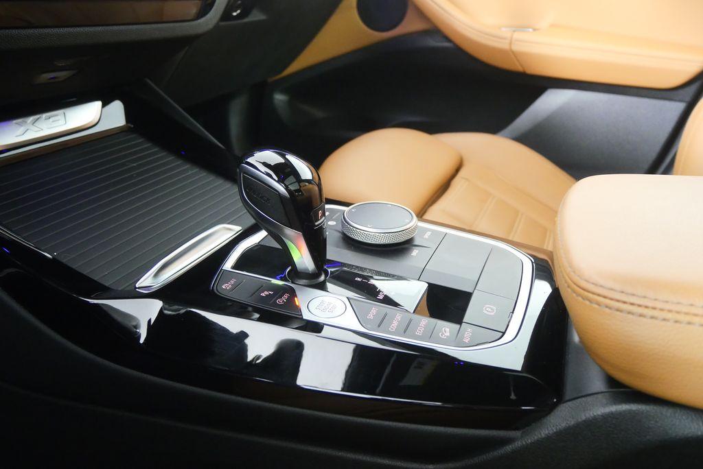 Thumbnail: 2023 BMW X3 - 23