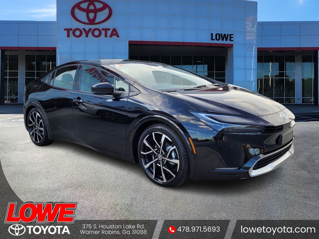 2026 Toyota Prius XSE Premium's photo