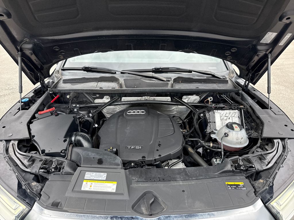 Certified Used 2020  Audi 45 Premium Plus image 29