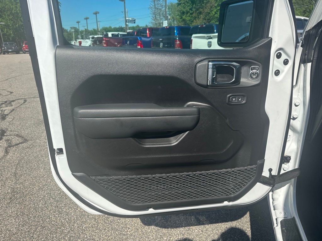 New 2026 Jeep Wrangler SUV