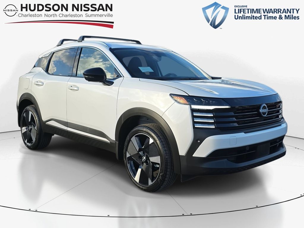 2026 Nissan Kicks SR FWD