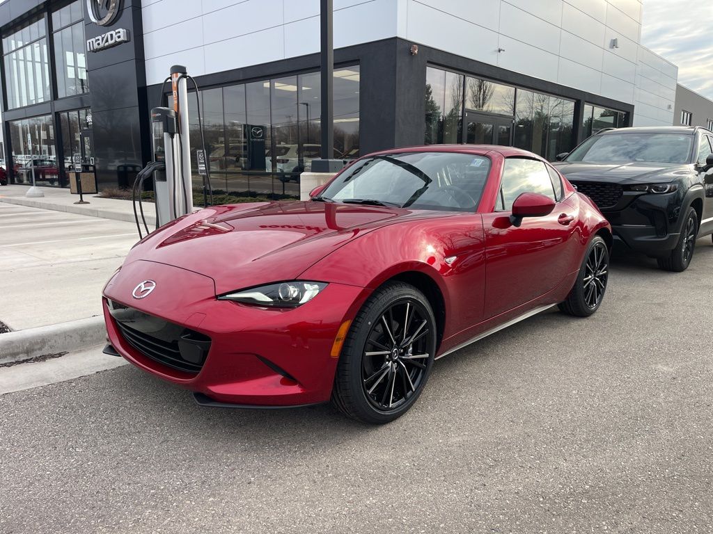 2026 Mazda MX-5 Miata RF Grand Touring RWD