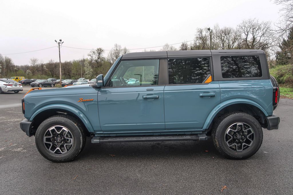 2023 Ford Bronco Outer Banks