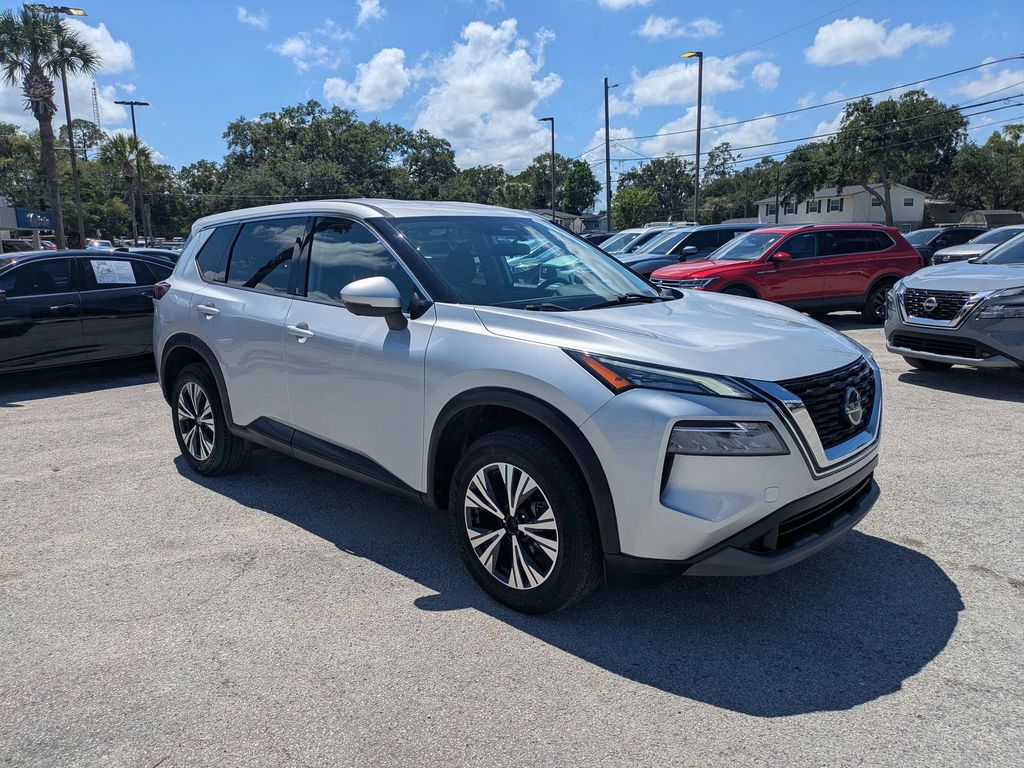 Brilliant Silver Metallic 2021 Nissan Rogue SV FWD SUV / Crossover Front-Wheel Drive Continuously Variable Transmission