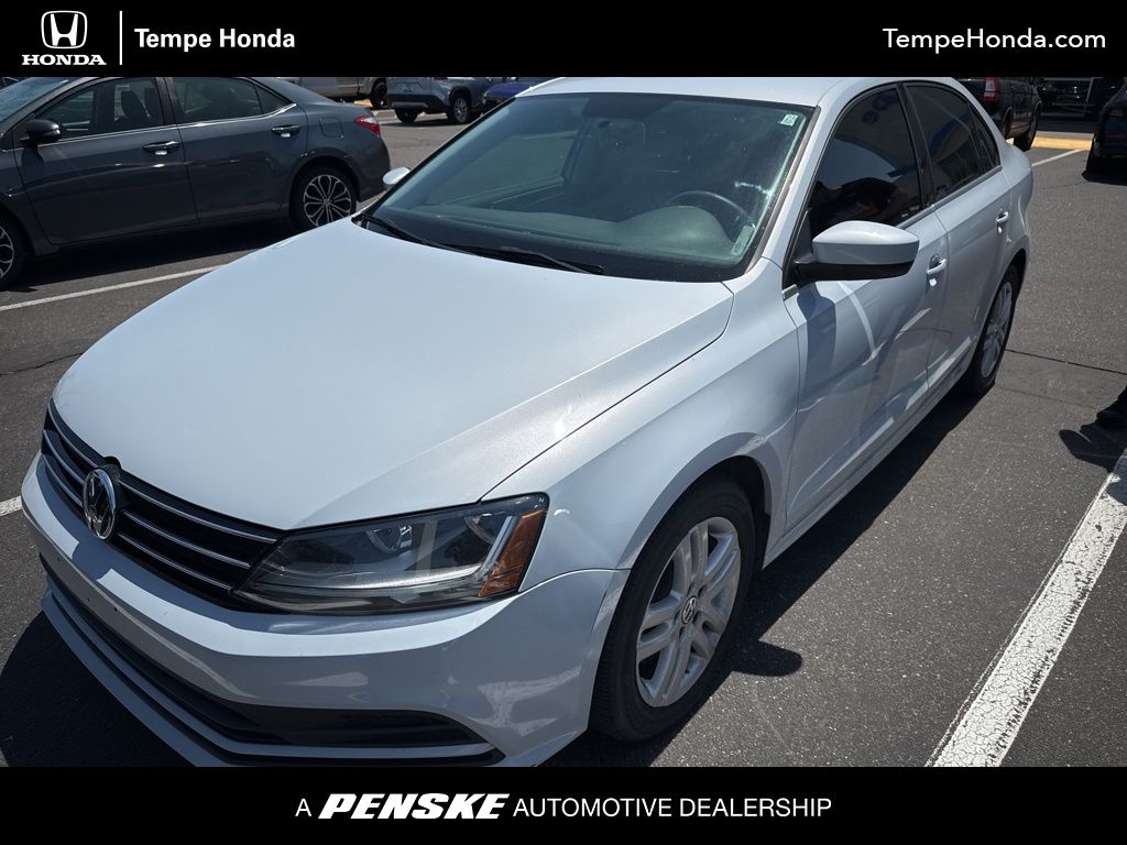 Thumbnail: 2017 Volkswagen Jetta - 1
