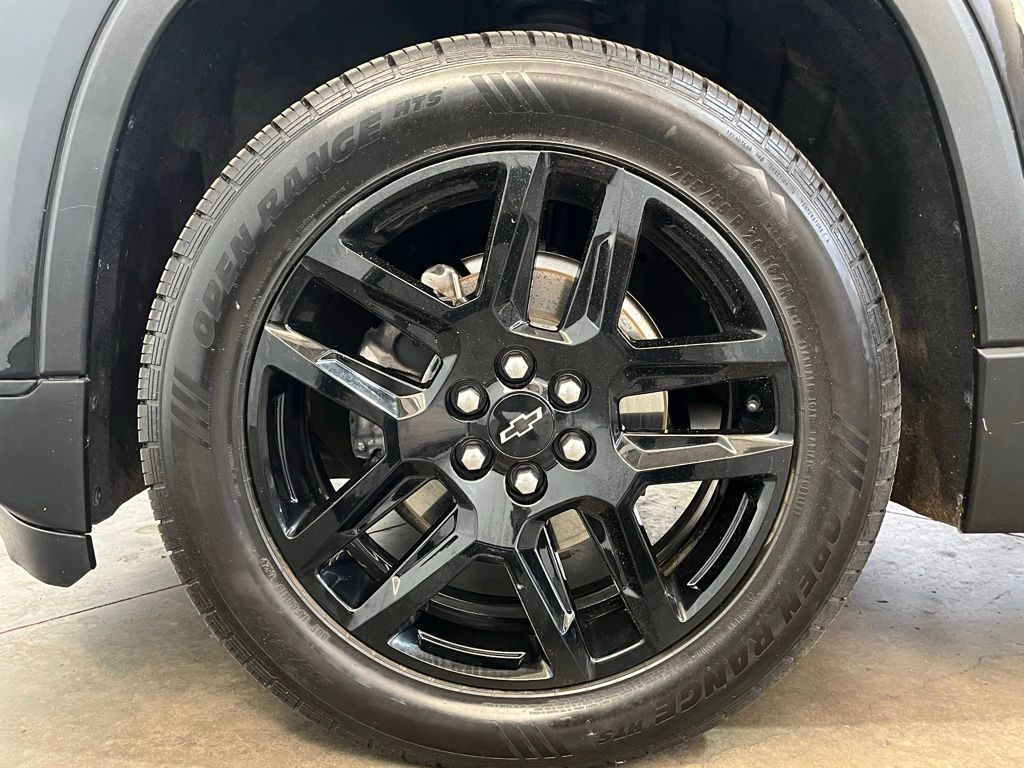 2021 Chevrolet Traverse LS