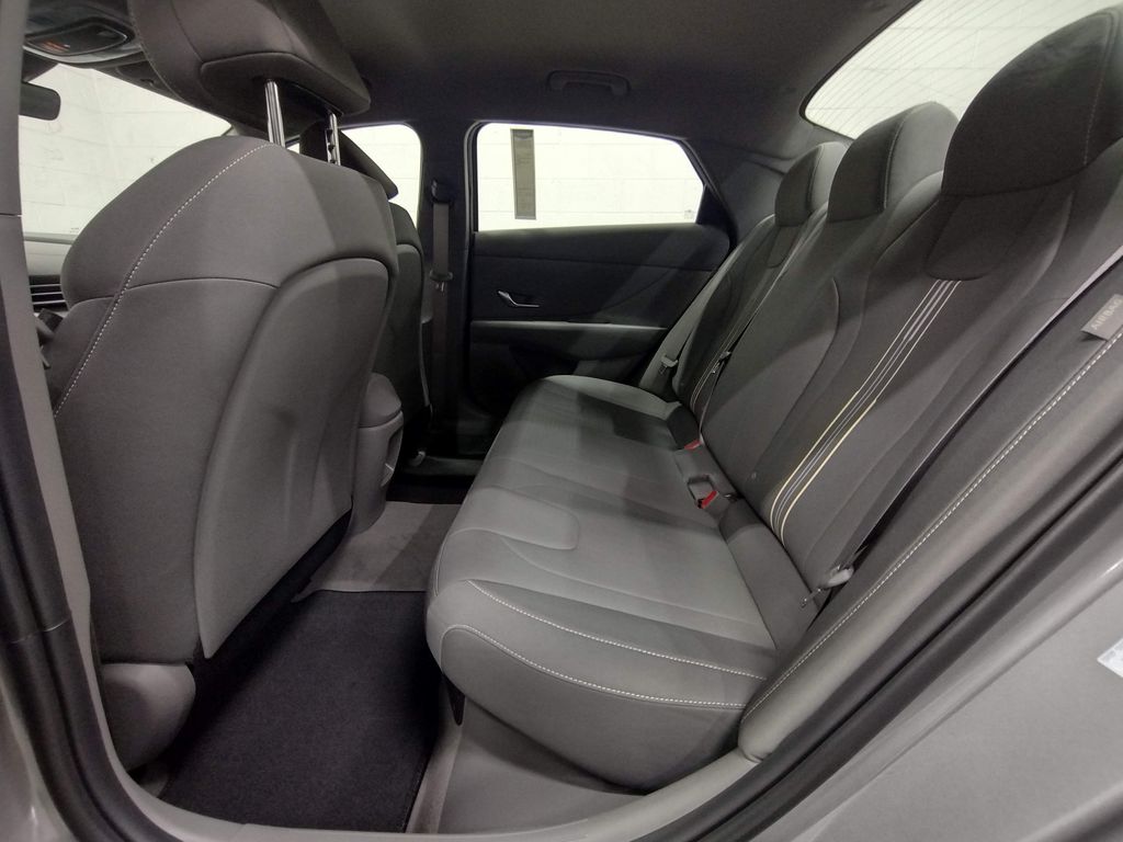 2026 Hyundai Elantra Hybrid SEL Sport