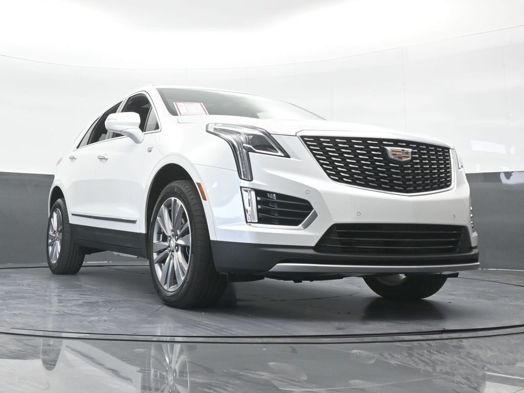Used 2024 Crystal White Tricoat Cadillac Premium Luxury image 67
