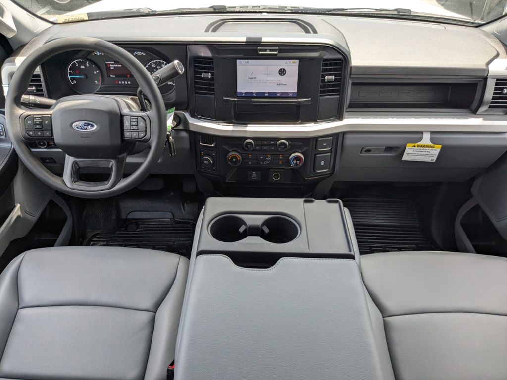 2025 Ford F-250 Super Duty XL