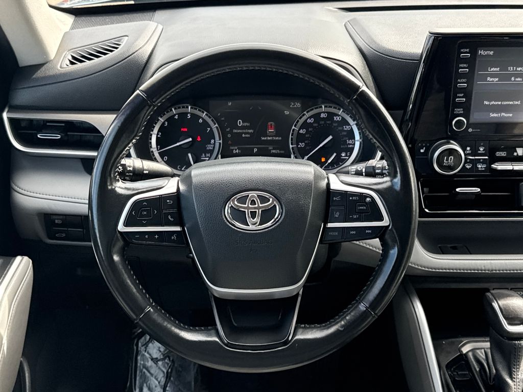 2022 Toyota Highlander XLE photo 15