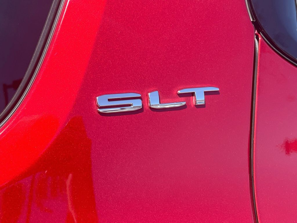 Used 2023 Red GMC SLT image 38