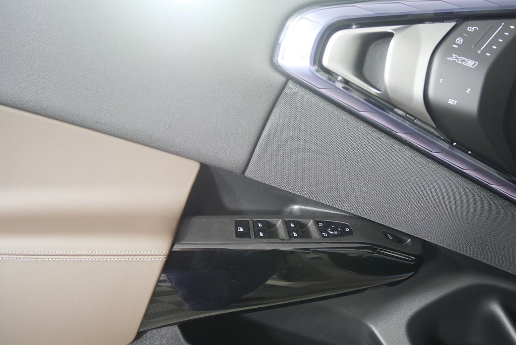 Thumbnail: 2026 BMW X3 - 9