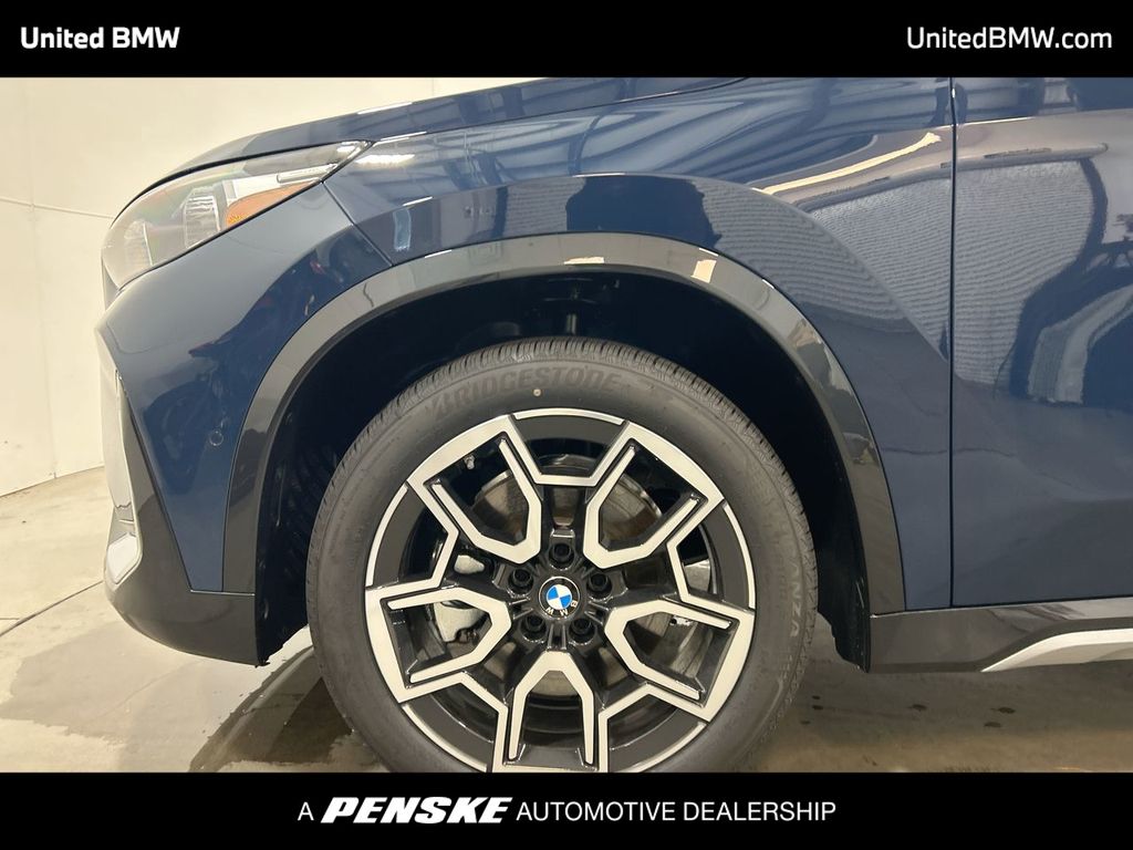 Thumbnail: 2026 BMW X1 - 10