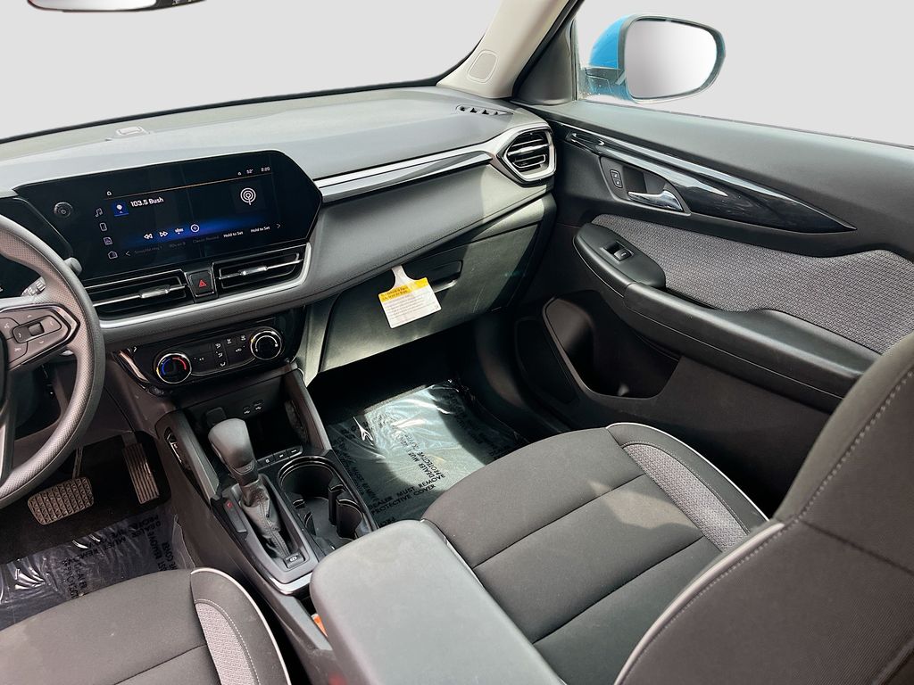 Used 2025 Blue Chevrolet LT image 22