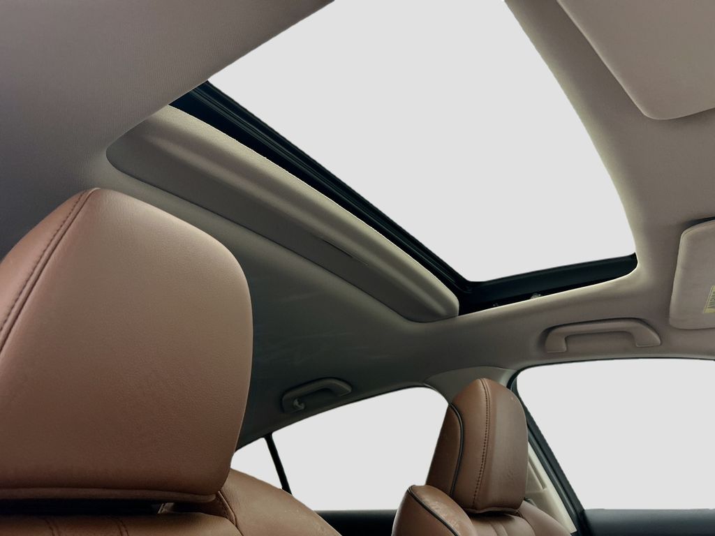 Thumbnail: 2021 Acura ILX - 16