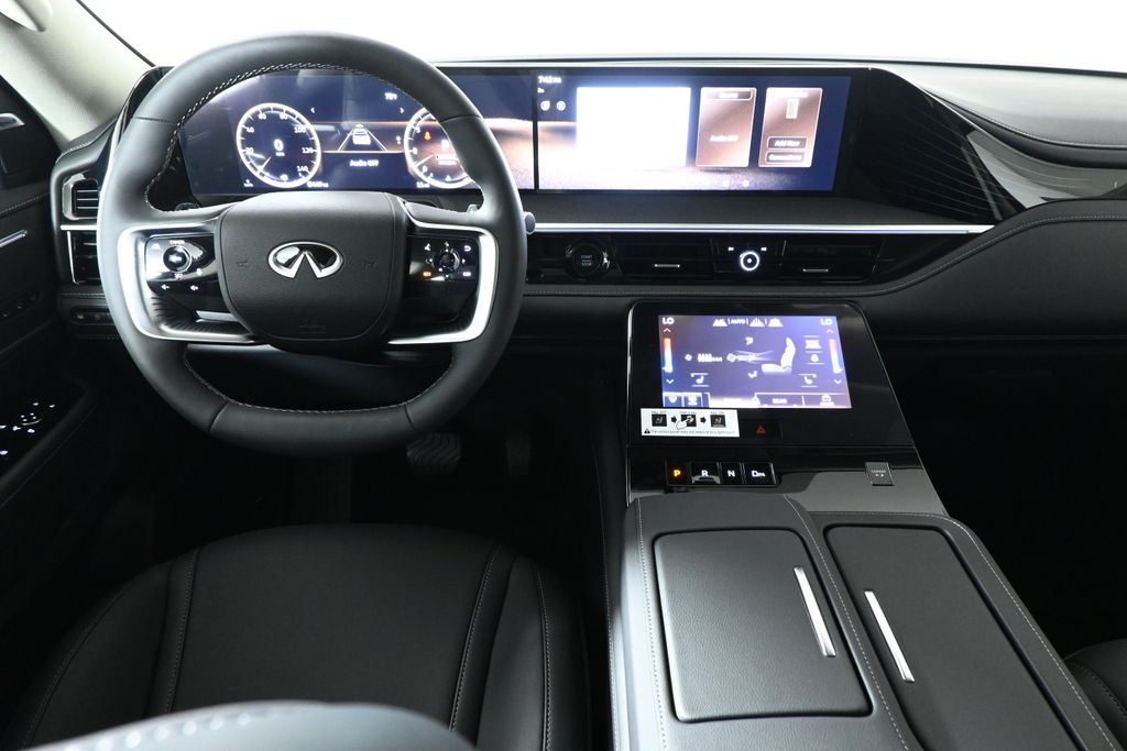 Thumbnail: 2027 INFINITI QX80 - 16