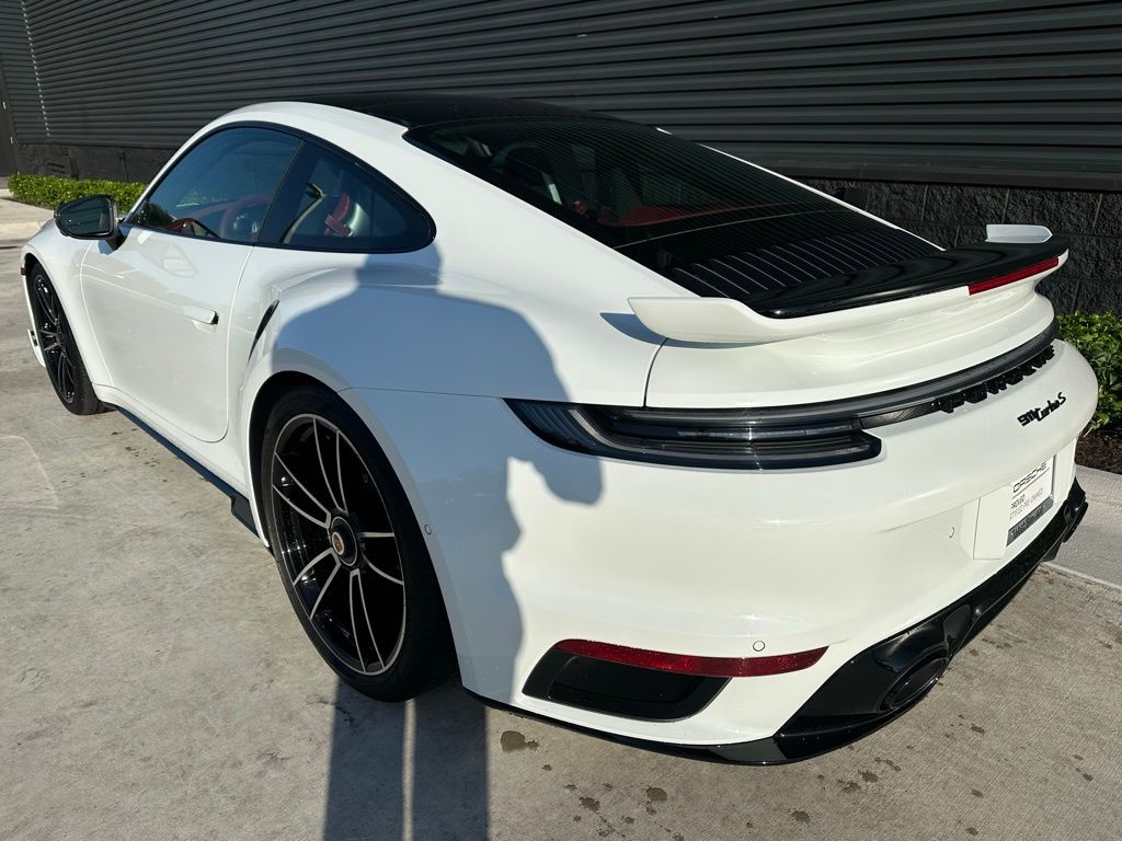 2024 Porsche 911 Turbo S 3