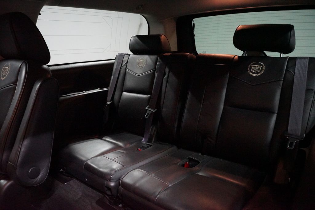 Thumbnail: 2013 Cadillac Escalade - 29