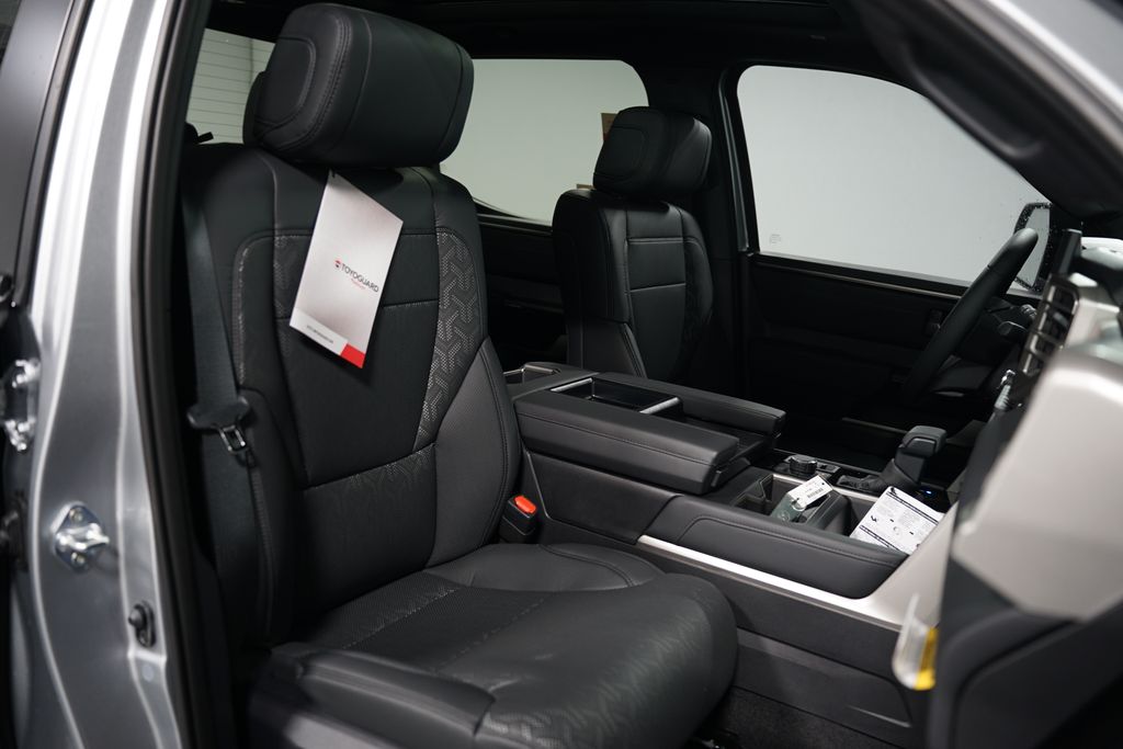 2025 Toyota Tundra Limited 31