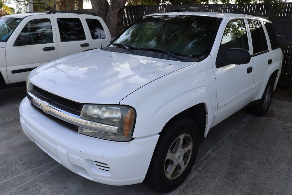 Thumbnail: 2006 Chevrolet TrailBlazer - 2