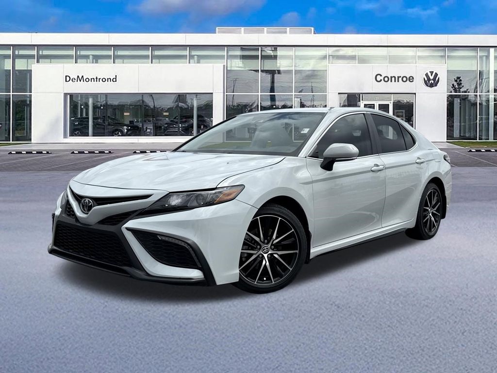2024 Toyota Camry SE White at DeMontrond Gulf Freeway