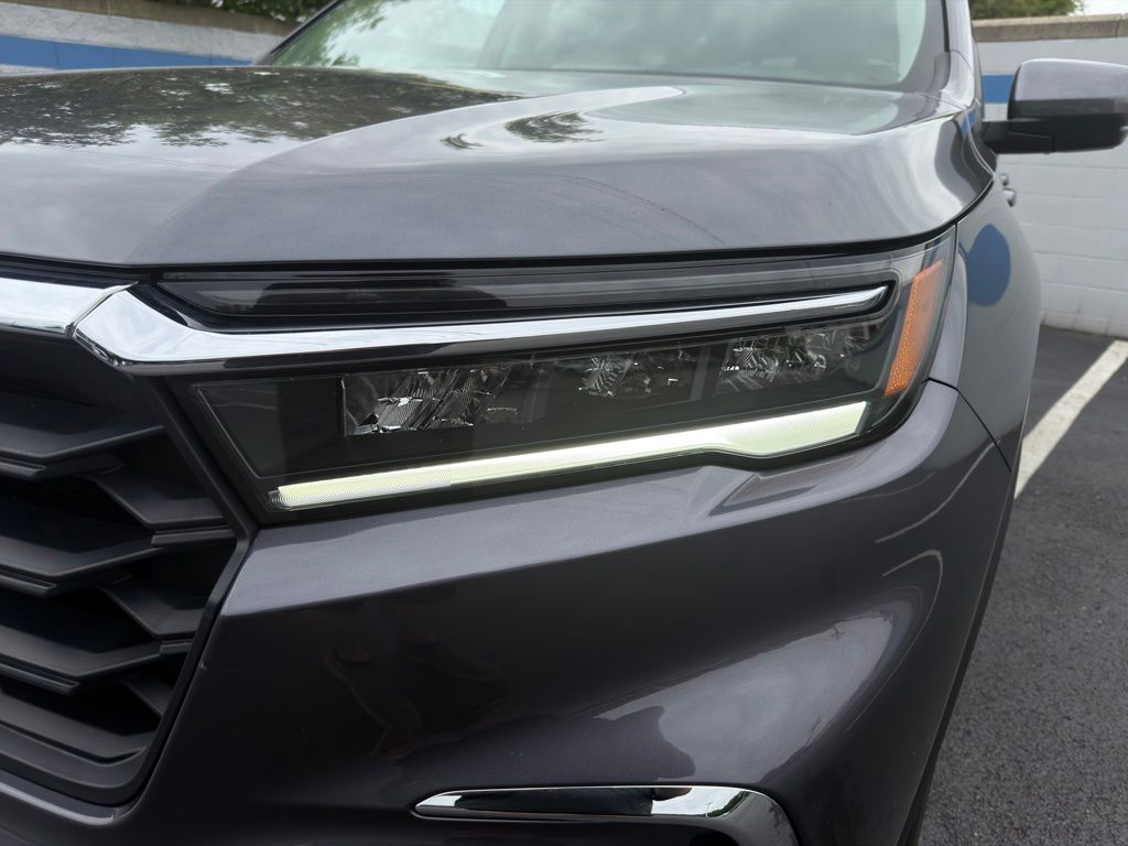 Thumbnail: 2025 Honda Pilot - 9