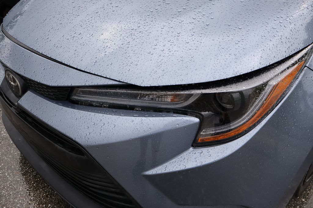 Thumbnail: 2023 Toyota Corolla - 3