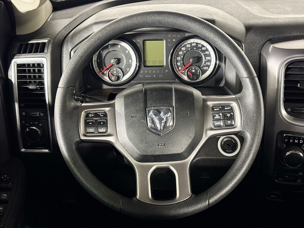 2024 Ram 1500 Classic SLT