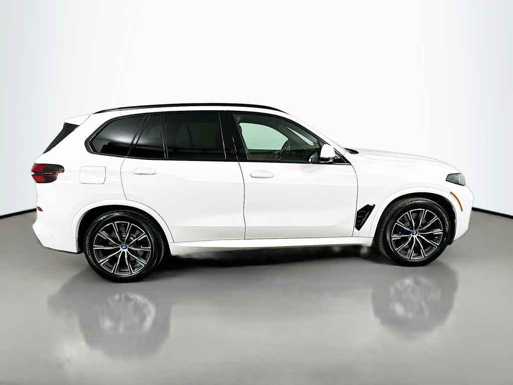 Thumbnail: 2025 BMW X5 - 4