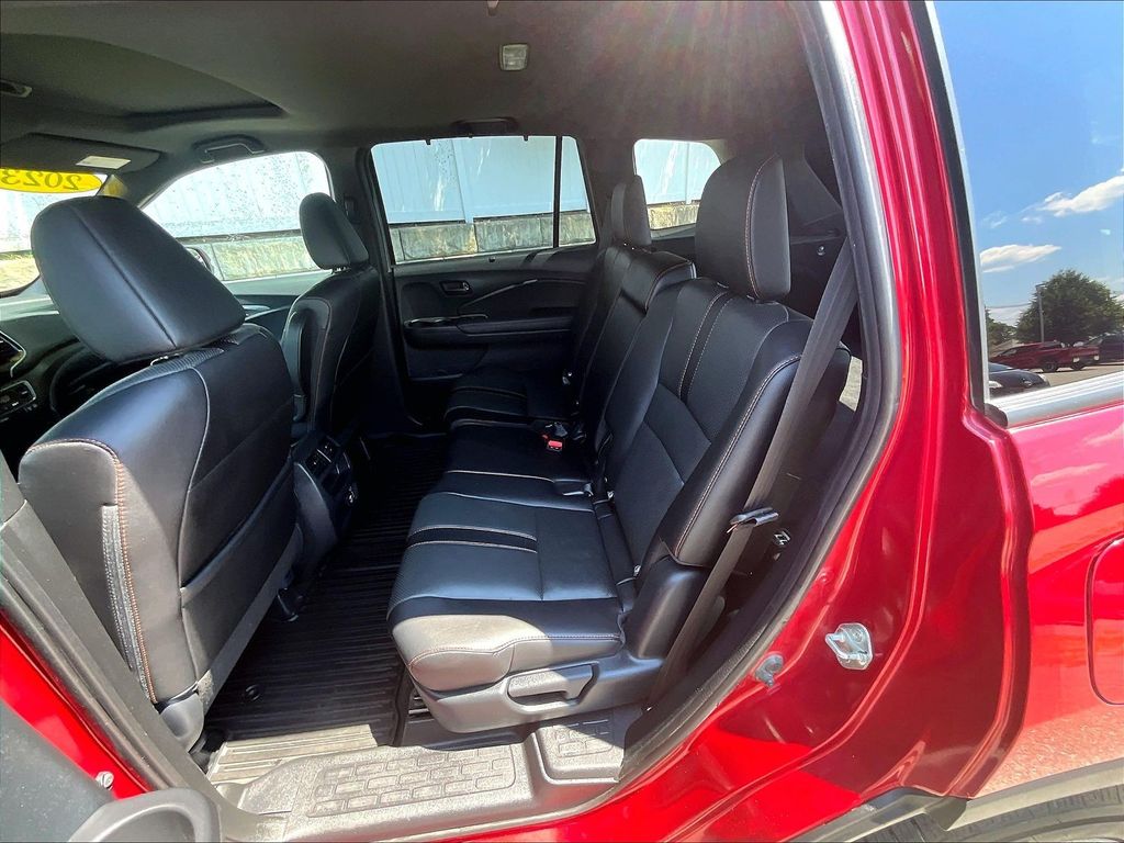 2023 Honda Passport — photo 15