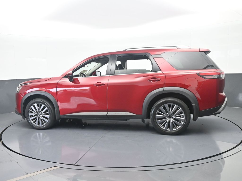 Used 2024 Scarlet Ember Nissan SL image 3