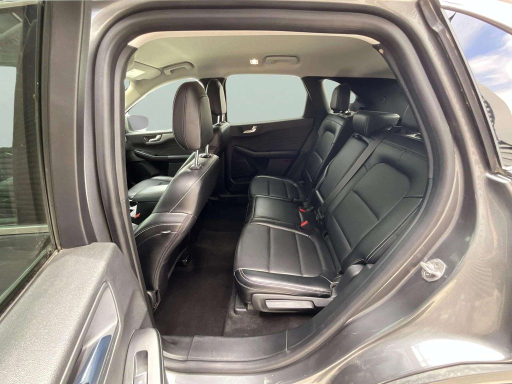 Certified Used 2024 Gray Ford Platinum image 17