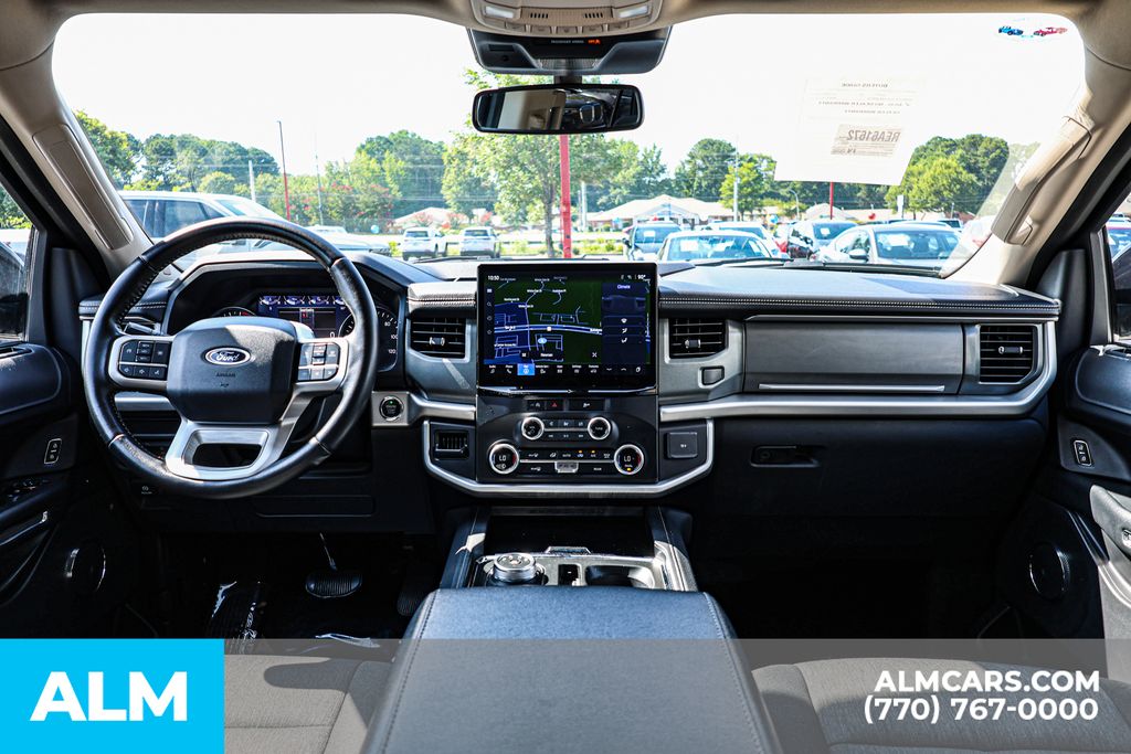 Used 2024 Black Ford XLT image 31