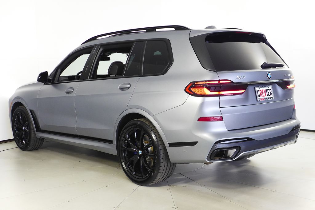 Thumbnail: 2024 BMW X7 - 9