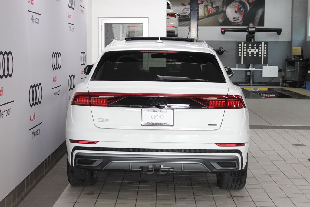 Thumbnail: 2021 Audi Q8 - 4
