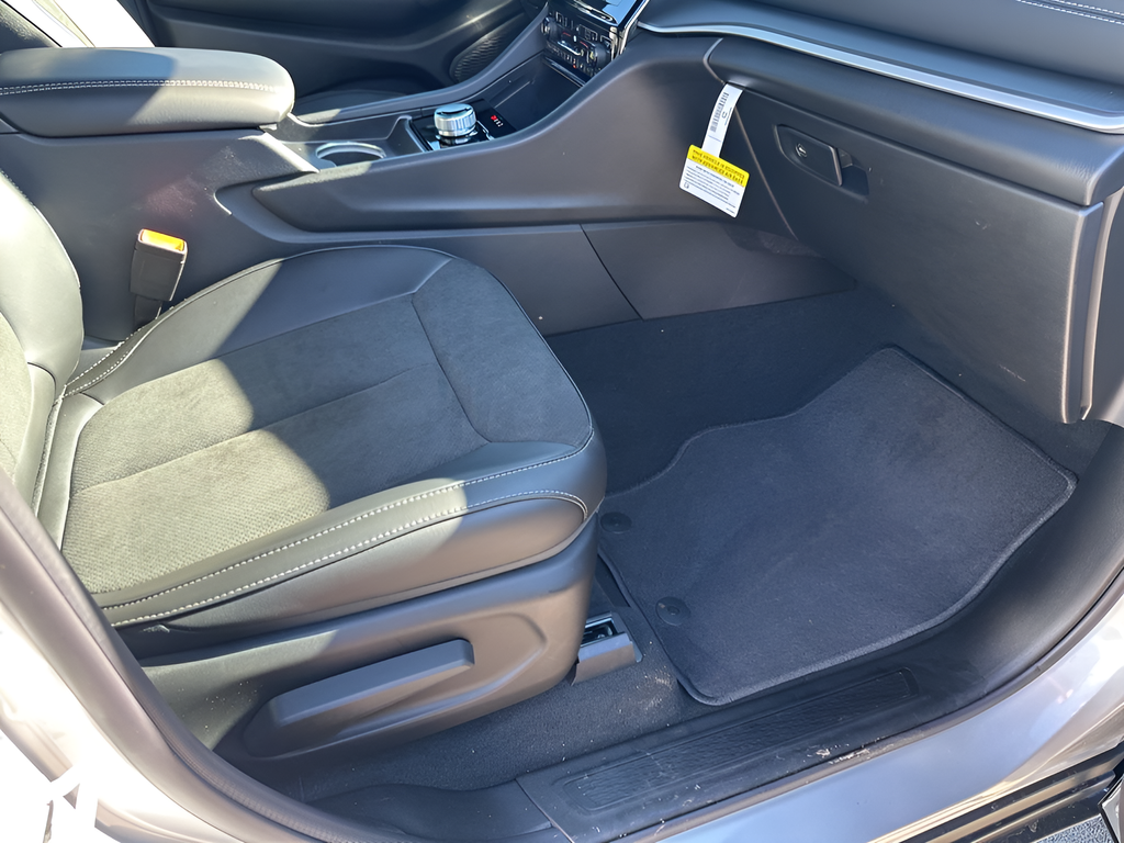 New Car 2025 Jeep Grand Cherokee  For Sale Under $50,000 In Austin, Texas