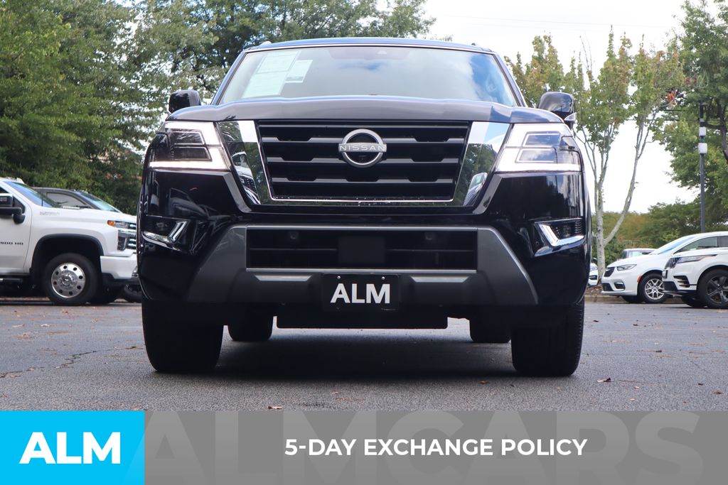 2024 Nissan Armada SL photo 2