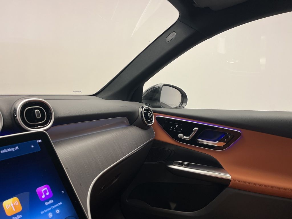 Thumbnail: 2026 Mercedes-Benz GLC - 20