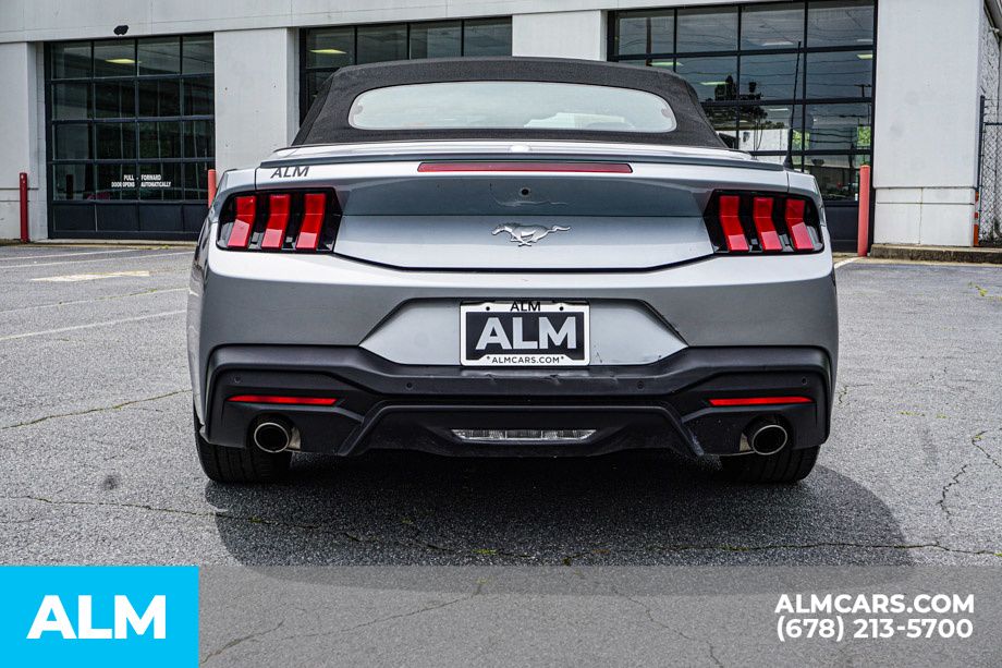 Used 2025 Silver Ford EcoBoost Premium image 11