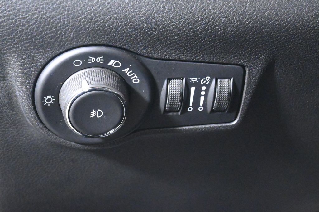 Thumbnail: 2024 Jeep Compass - 26