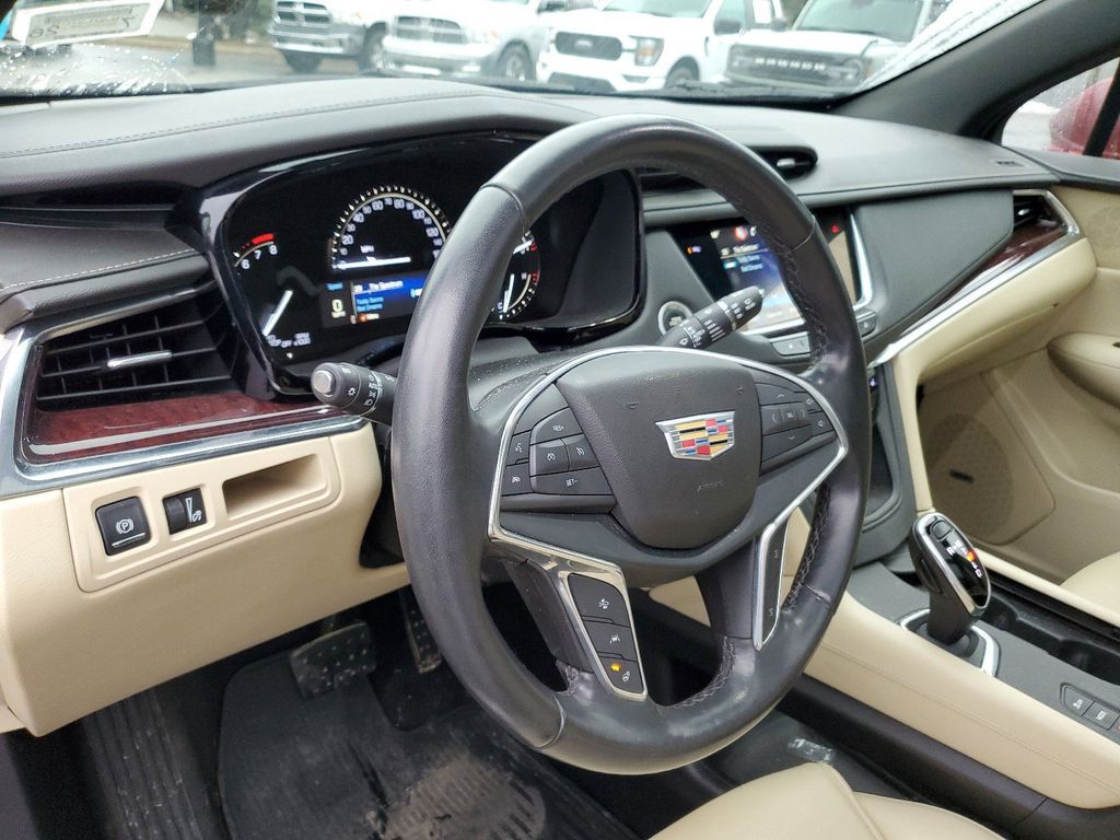 2019 Cadillac XT5 Luxury 9