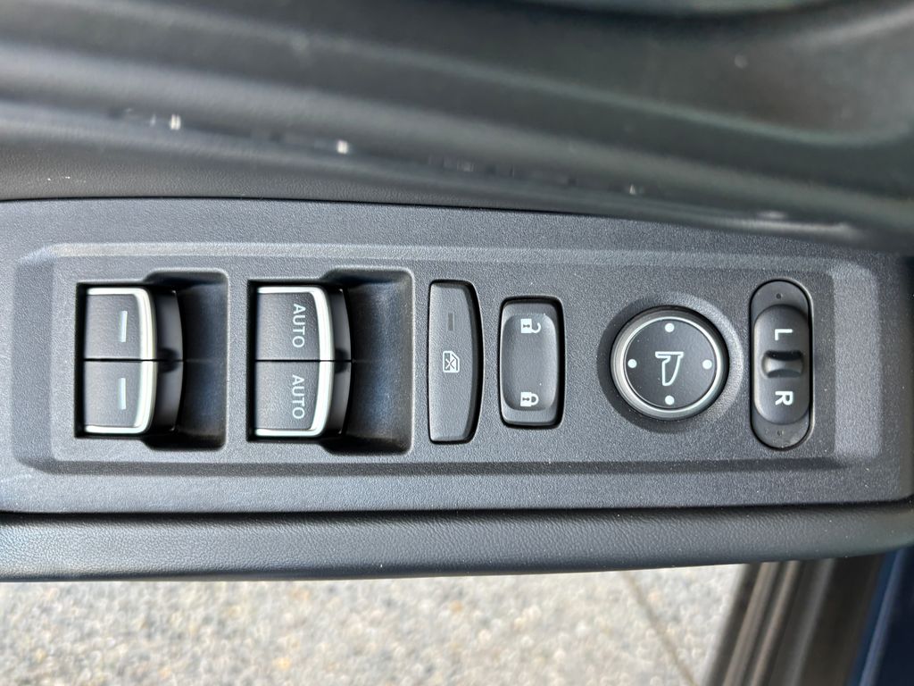 Thumbnail: 2023 Honda Accord - 26