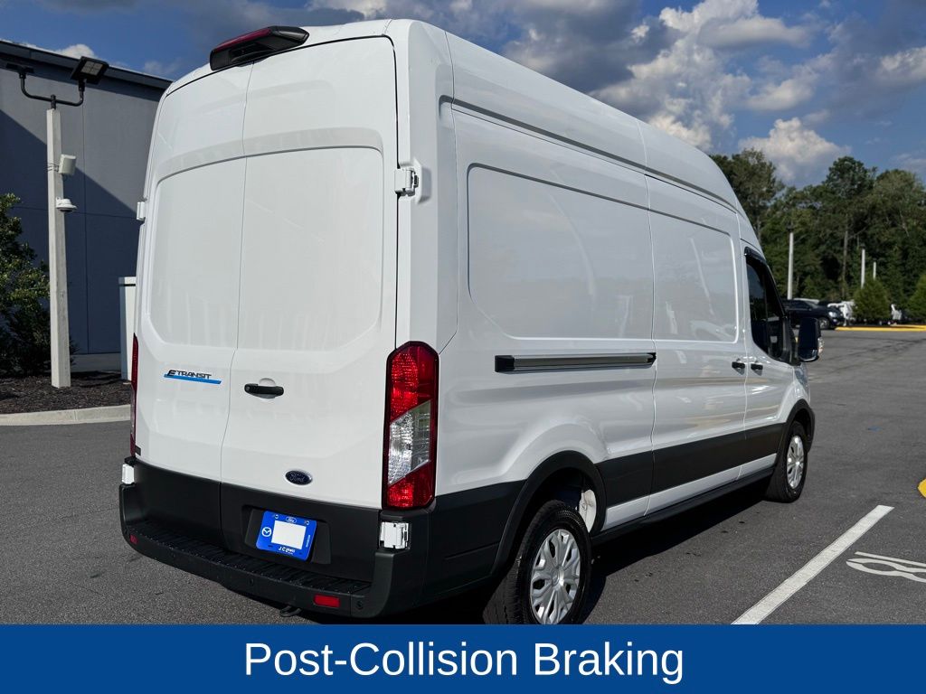 2022 Ford E-Transit 350
