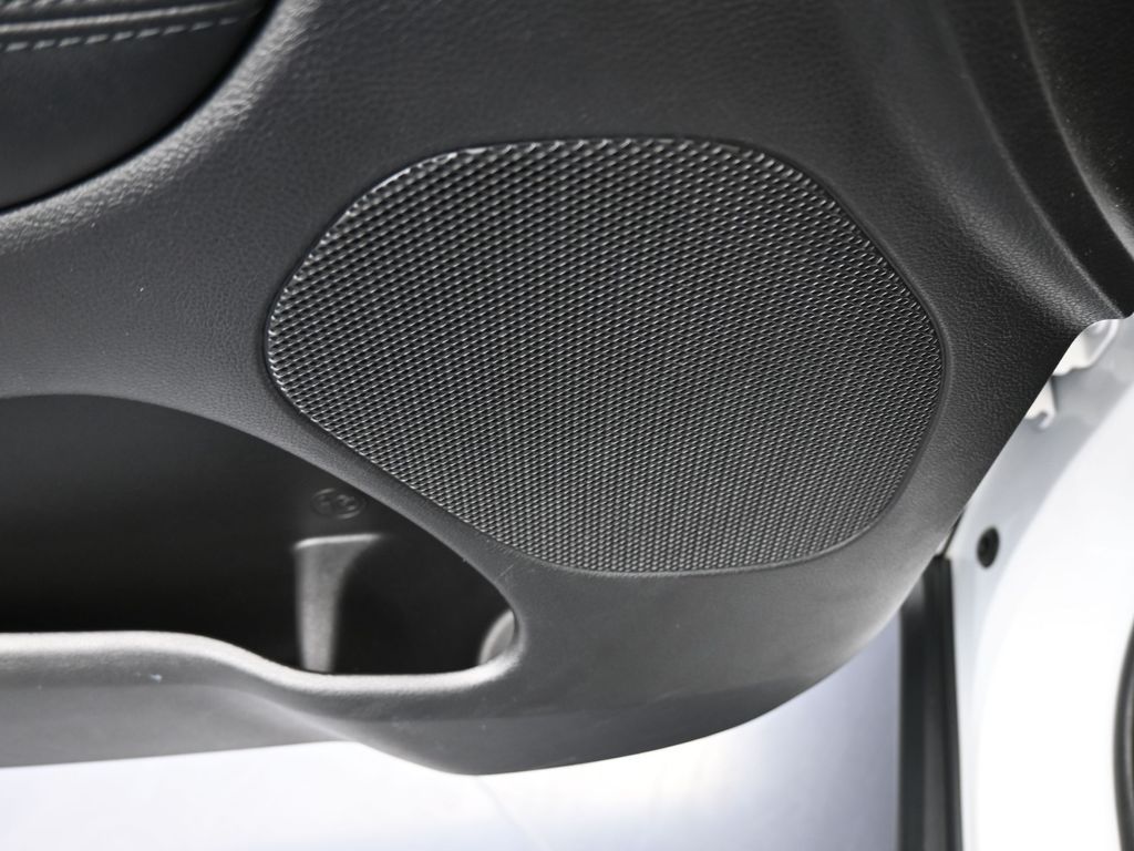 Used 2021 Bright White Clearcoat Jeep Limited image 15