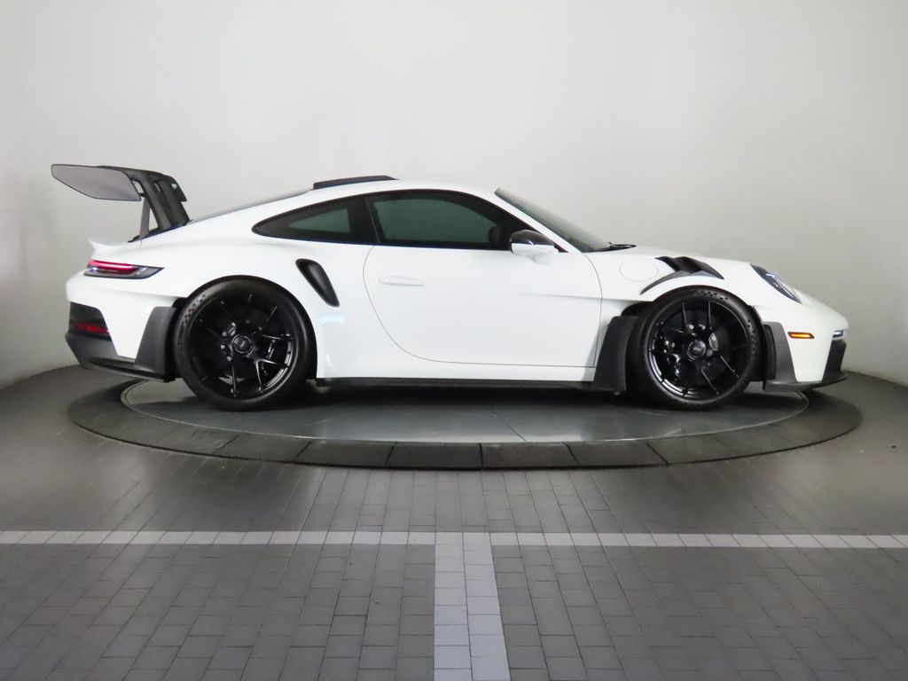 Thumbnail: 2025 Porsche 911 - 8