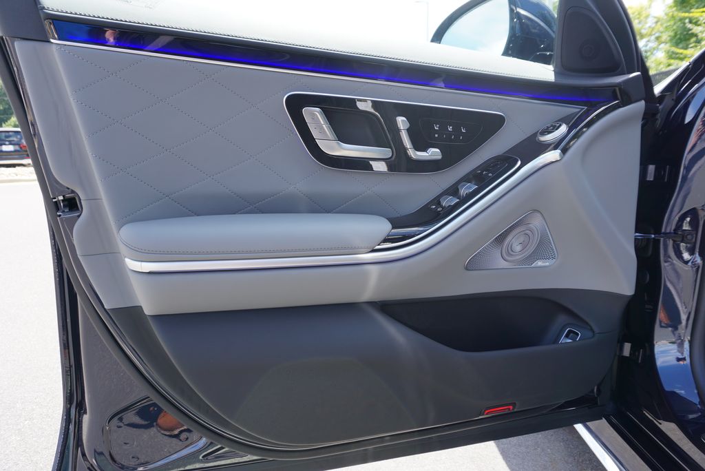 Thumbnail: 2026 Mercedes-Benz S-Class - 21