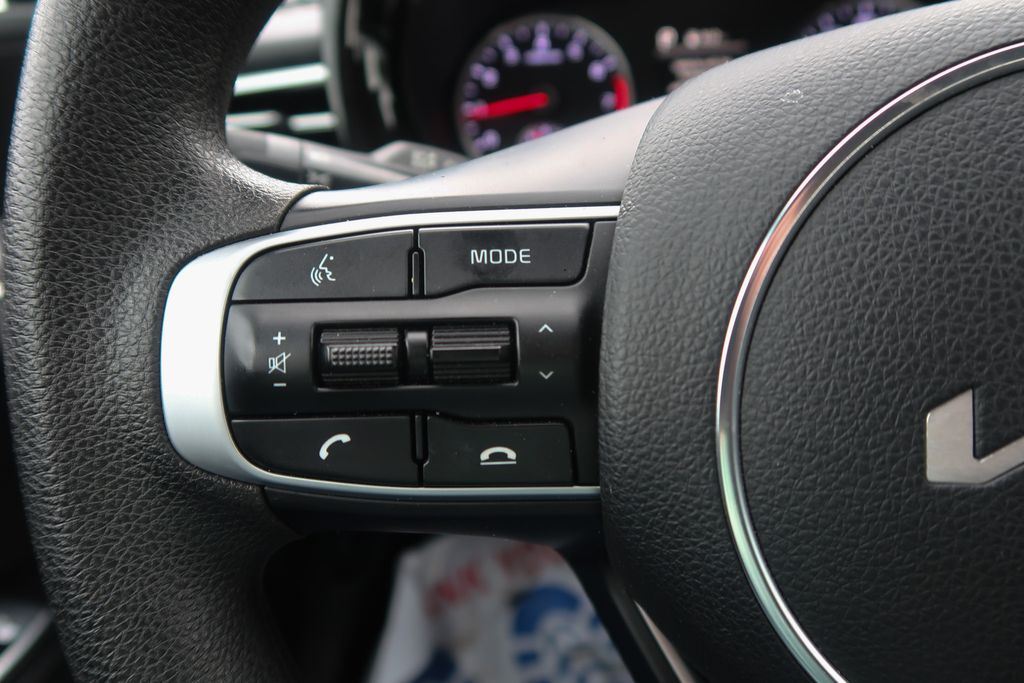 2023 Kia K5 LXS