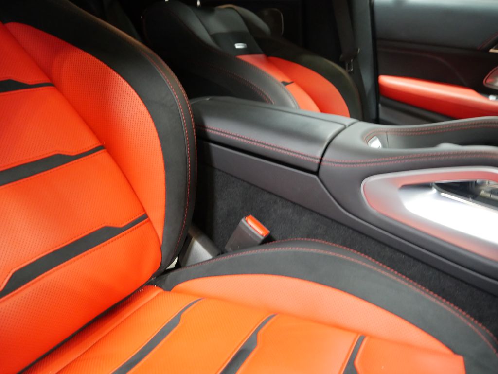 Thumbnail: 2025 Mercedes-Benz GLE - 29