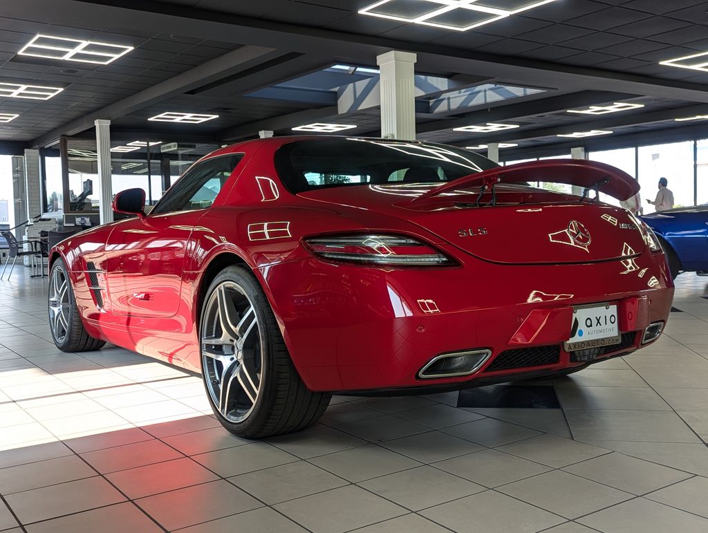 2011 Mercedes-Benz SLS AMG Base 7