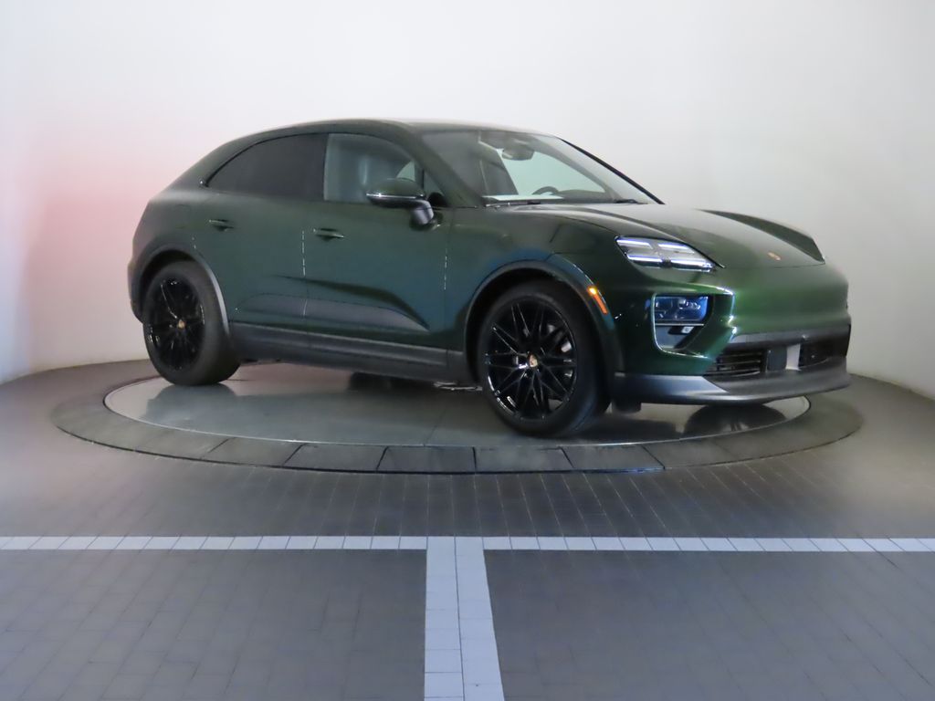 Thumbnail: 2025 Porsche Macan - 9